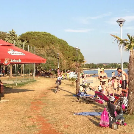 Moela Lägenhet Umag